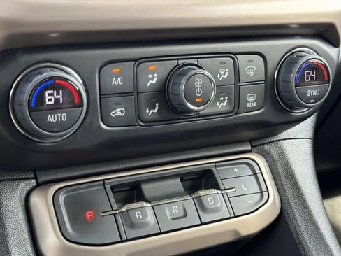 Used 2023 GMC Acadia Denali w/ Black Diamond Edition image 36