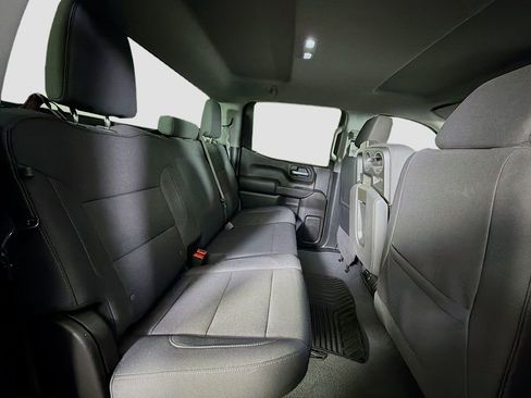 Used 2025 Chevrolet Silverado 1500 Custom image 29