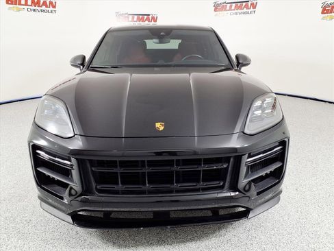 Used 2024 Porsche Cayenne Turbo GT image 5