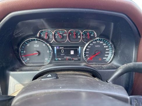 Used 2017 Chevrolet Silverado 1500 High Country AWD/4WD image 40