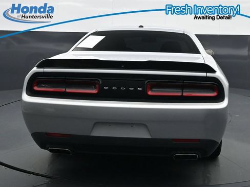 Used 2021 Dodge Challenger SXT RWD image 8