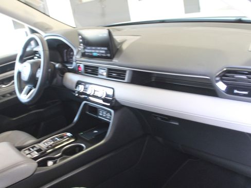 Used 2025 Honda Pilot Touring image 20