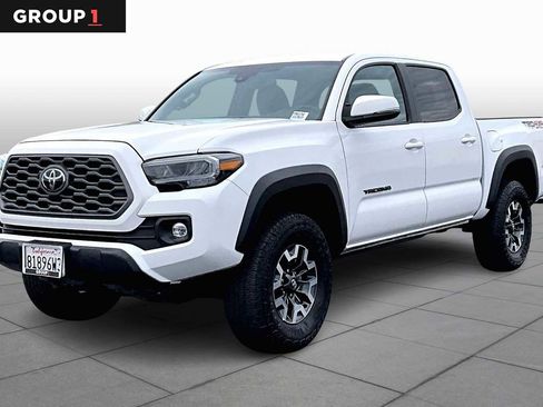 Used 2023 Toyota Tacoma TRD Off-Road image 1