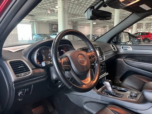 Used 2022 Jeep Grand Cherokee Limited AWD/4WD image 16