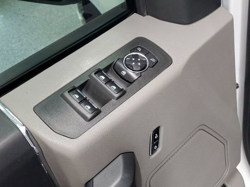 Used 2018 Ford F150 XLT w/ Trailer Tow Package AWD/4WD image 16