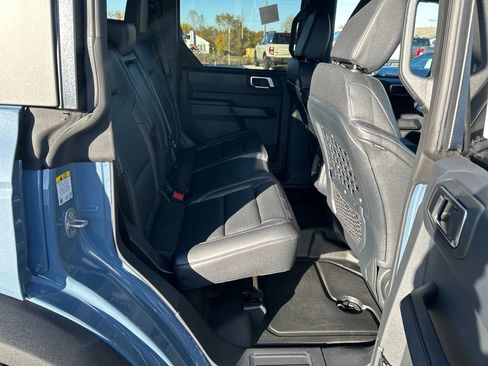 New 2025 Ford Bronco Big Bend w/ Black Diamond Package image 18