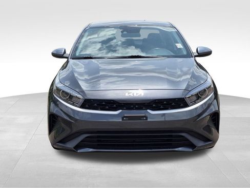 Used 2024 Kia Forte LXS FWD image 4