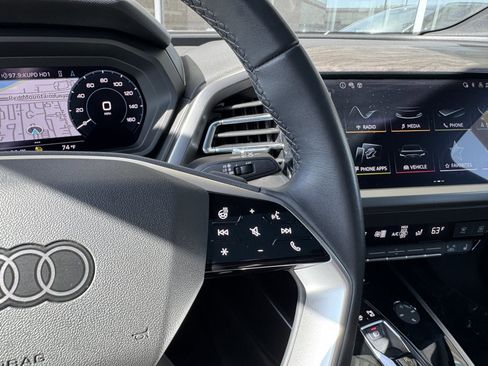 Used 2024 Audi Q4 e-tron Premium Plus w/ Premium Plus image 34