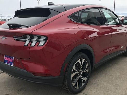 New 2024 Ford Mustang Mach-E Select w/ Comfort Package Lite image 22