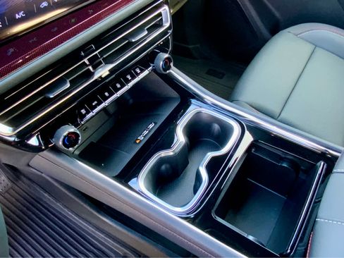 New 2026 Chevrolet Traverse Z71 w/ Driver Confidence Package image 50