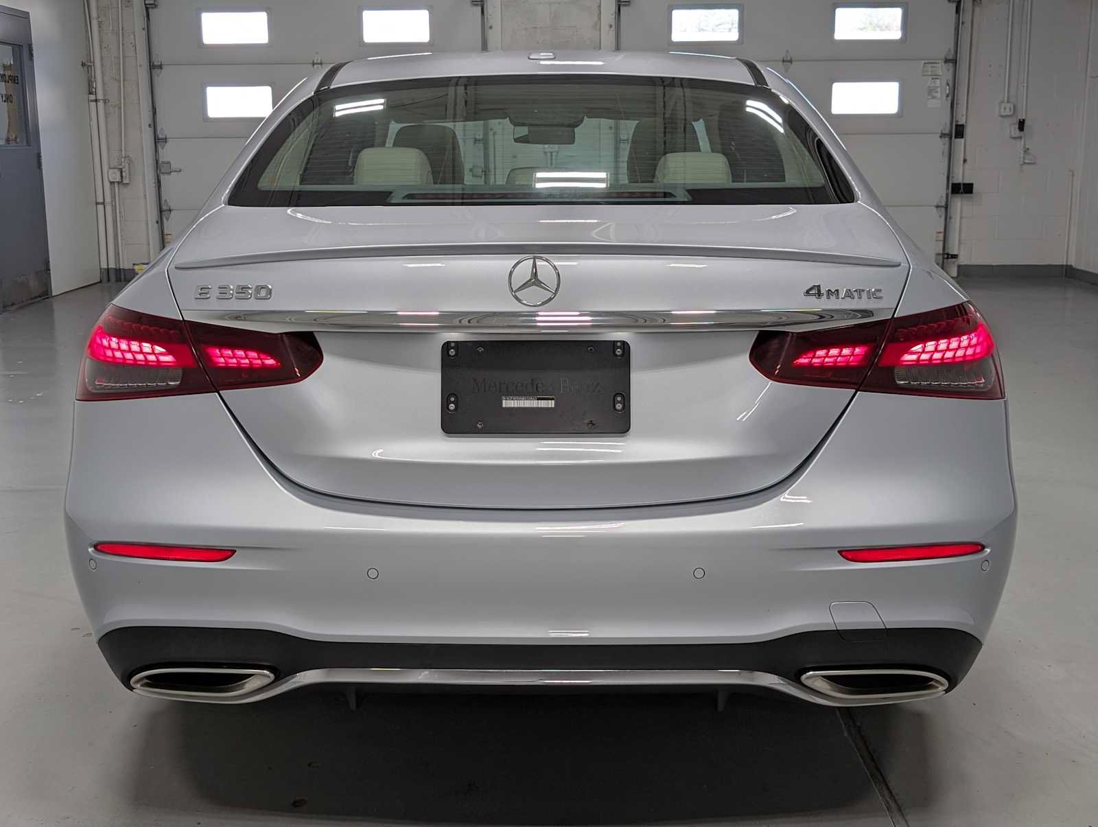 Certified 2022 Mercedes-Benz E 350 4MATIC Sedan image 9