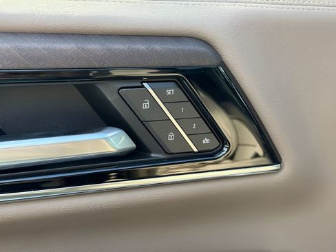 New 2026 GMC Yukon XL Denali AWD/4WD image 13