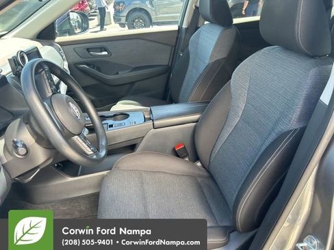 Used 2023 Nissan Rogue SV FWD image 12