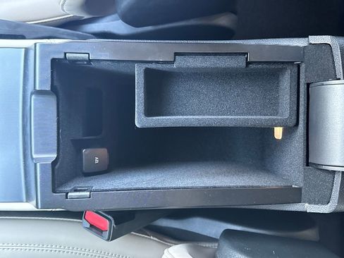 New 2026 Lincoln Corsair Premiere image 27