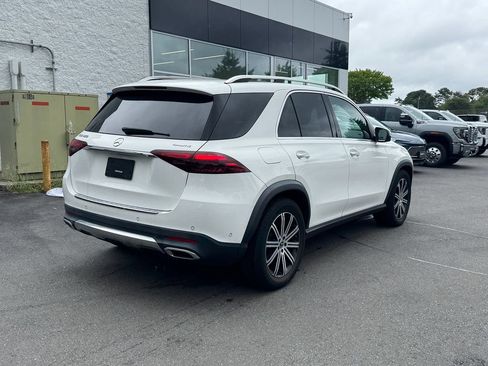 Used 2024 Mercedes-Benz GLE 350 4MATIC image 4