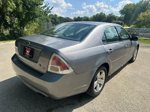 Used 2006 Ford Fusion SE FWD image 6