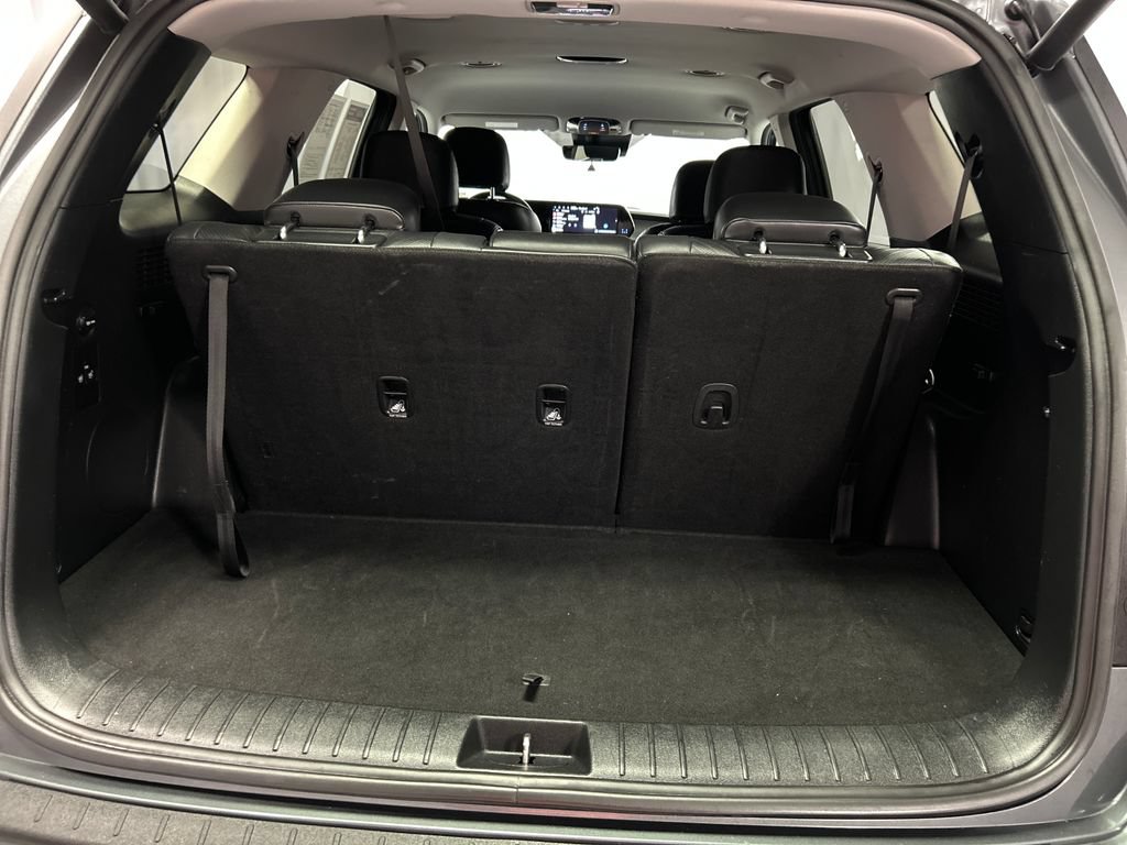Used 2025 Hyundai Palisade SEL FWD image 22