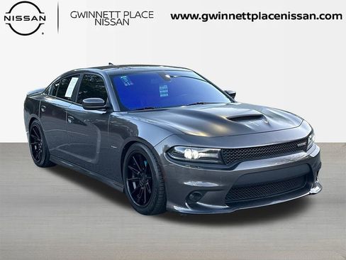 Used 2019 Dodge Charger R/T image 3