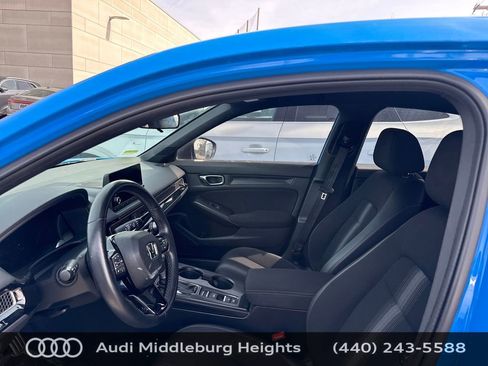 Used 2022 Honda Civic Sport image 8