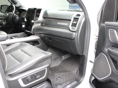 Used 2020 RAM 1500 Laramie AWD/4WD image 35