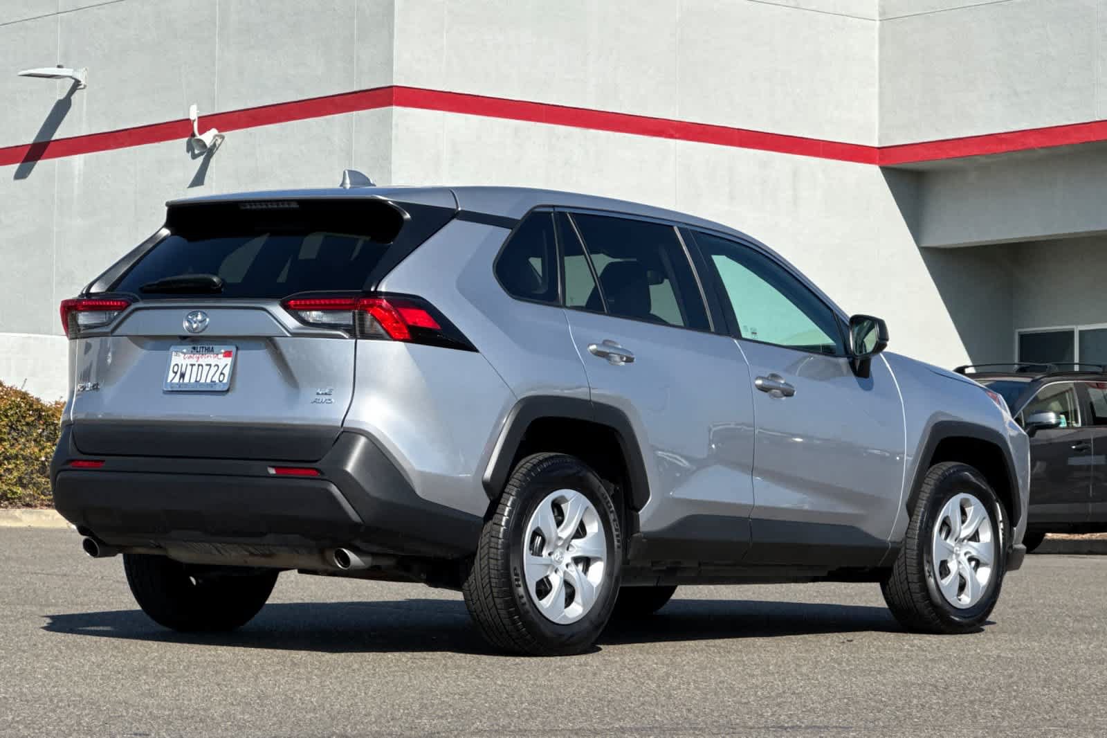 Certified 2024 Toyota RAV4 LE AWD/4WD image 2