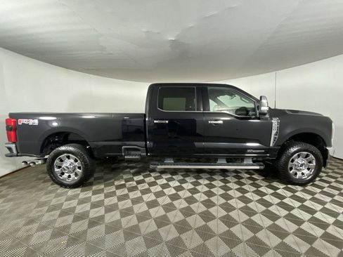 Used 2024 Ford F350 Lariat w/ Chrome Package AWD/4WD image 8