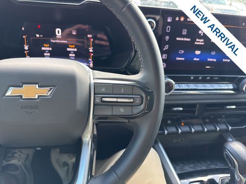 Used 2023 Chevrolet Colorado LT w/ LT Convenience Package AWD/4WD image 21