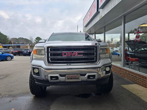 Used 2014 GMC Sierra 1500 SLE image 4