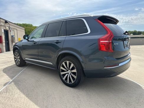 Certified 2023 Volvo XC90 B6 Plus AWD/4WD image 6