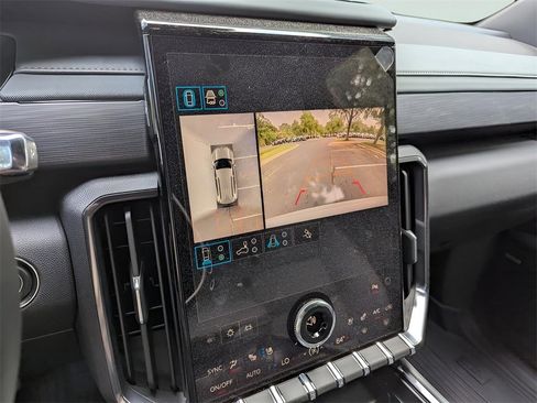 New 2026 GMC Acadia AT4 w/ Super Cruise Package image 10