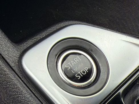 Used 2025 Nissan Sentra SV image 15