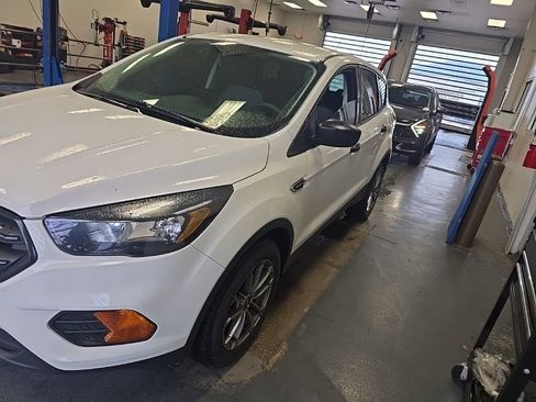 Used 2019 Ford Escape S FWD image 5