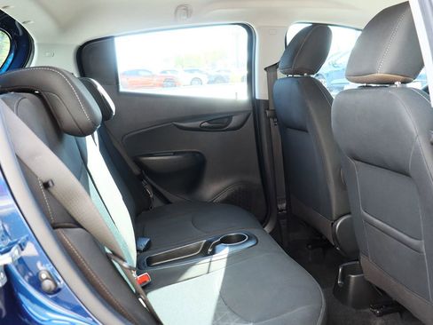 Used 2022 Chevrolet Spark LT image 27