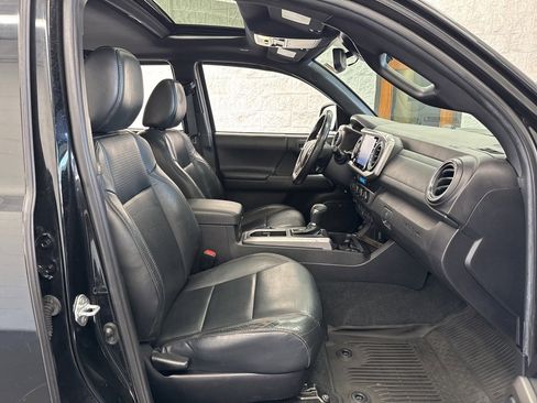 Certified 2021 Toyota Tacoma Limited image 51