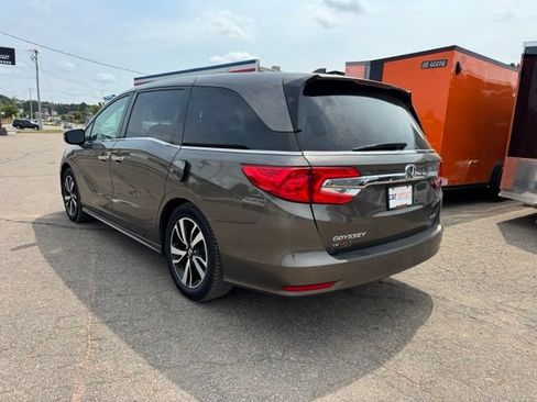 Used 2018 Honda Odyssey Elite image 5