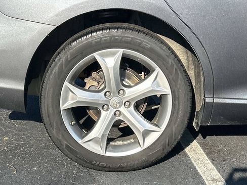 Used 2013 Toyota Venza LE w/ LE Convenience Pkg FWD image 9