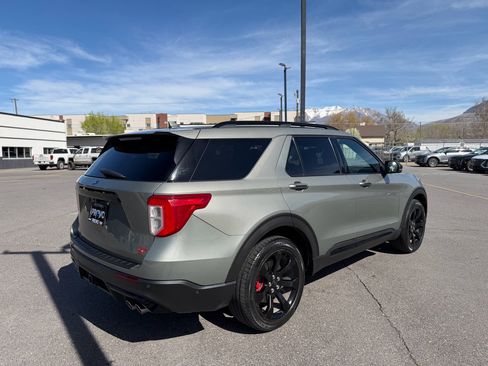 Used 2020 Ford Explorer ST w/ ST Street Pack image 6