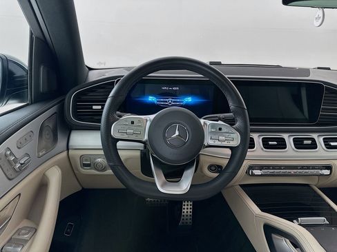 Certified 2023 Mercedes-Benz GLS 580 4MATIC image 25