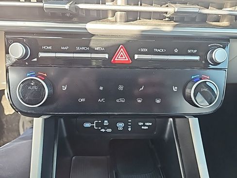 Certified 2025 Hyundai Tucson SEL image 17