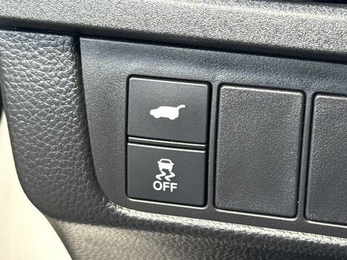 Certified 2025 Honda CR-V Sport-L image 33