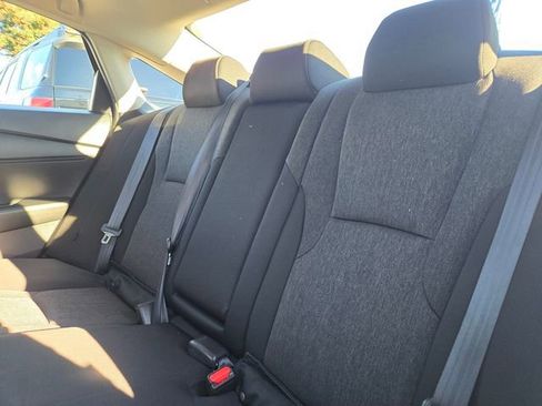 Used 2023 Honda Accord EX image 9