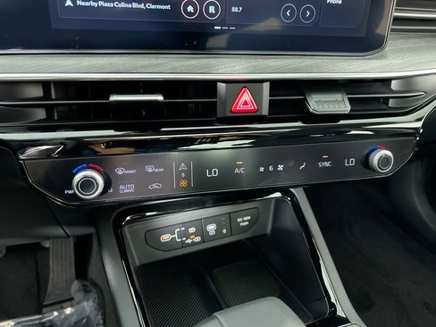 New 2026 Kia K5 EX image 25