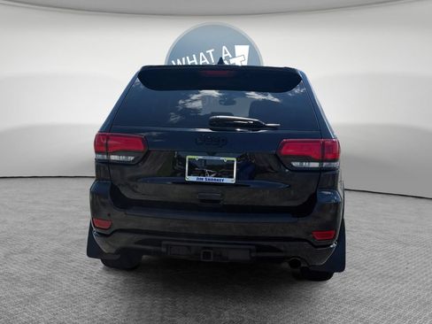 Used 2019 Jeep Grand Cherokee Altitude AWD/4WD image 5