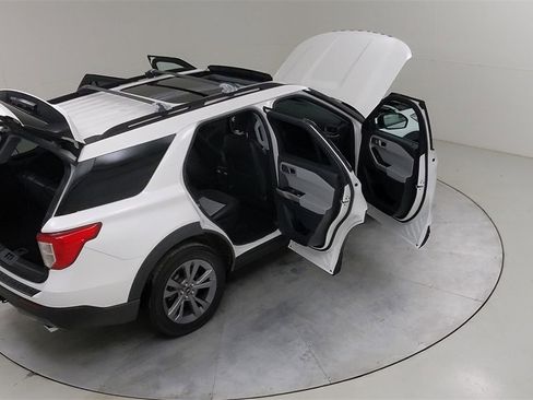 Certified 2023 Ford Explorer XLT w/ Equipment Group 202A image 53