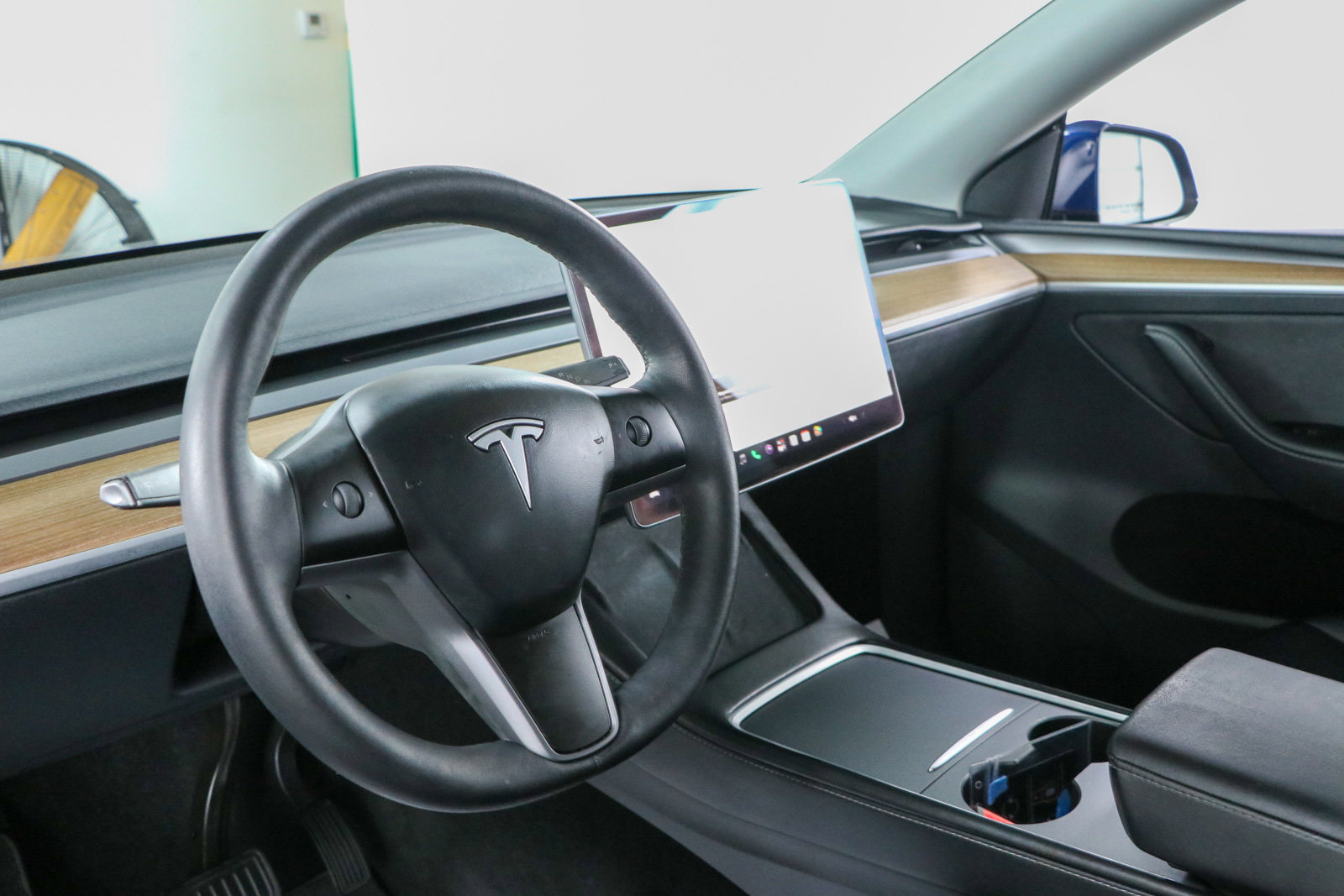 Used 2023 Tesla Model Y Long Range AWD/4WD image 20