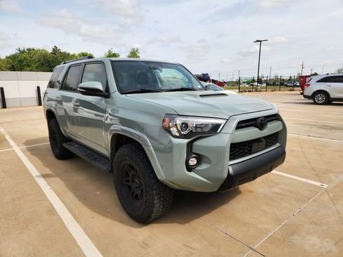 Used 2022 Toyota 4Runner TRD Off-Road Premium image 1