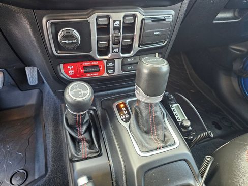 Used 2020 Jeep Gladiator Rubicon image 23