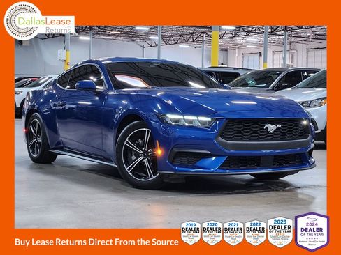 Used 2024 Ford Mustang Coupe RWD image 1