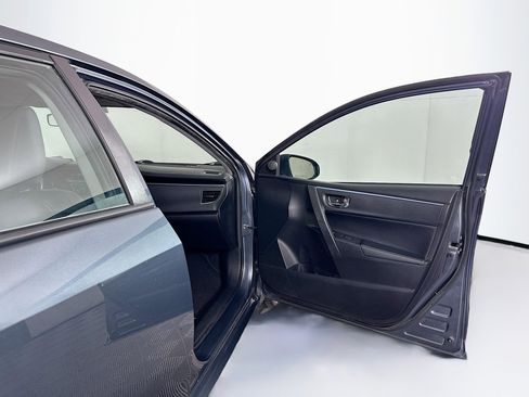 Used 2014 Toyota Corolla S image 29