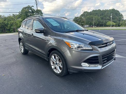 Used 2014 Ford Escape Titanium w/ Equipment Group 401A AWD/4WD image 5